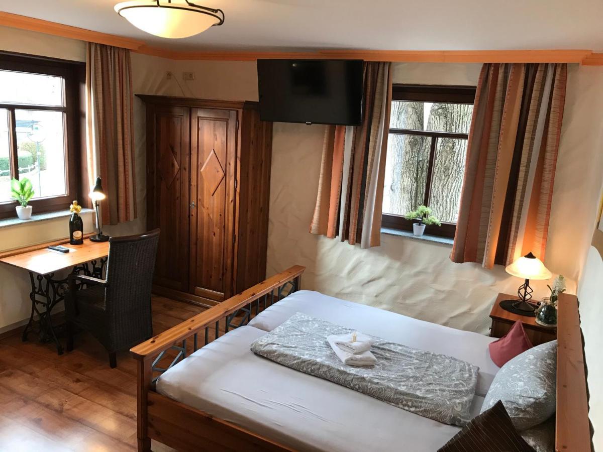 Landhotel Lindenhof Grevenbroich Εξωτερικό φωτογραφία