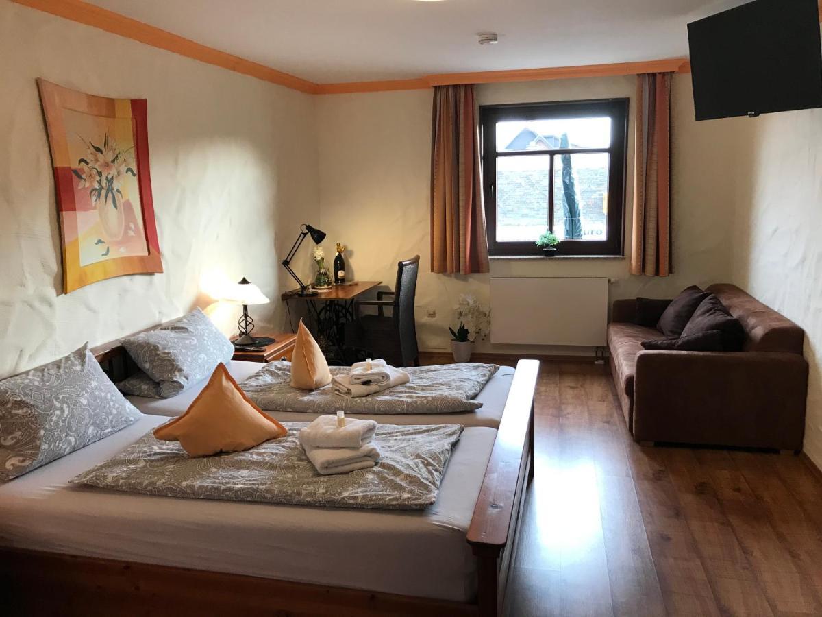 Landhotel Lindenhof Grevenbroich Εξωτερικό φωτογραφία